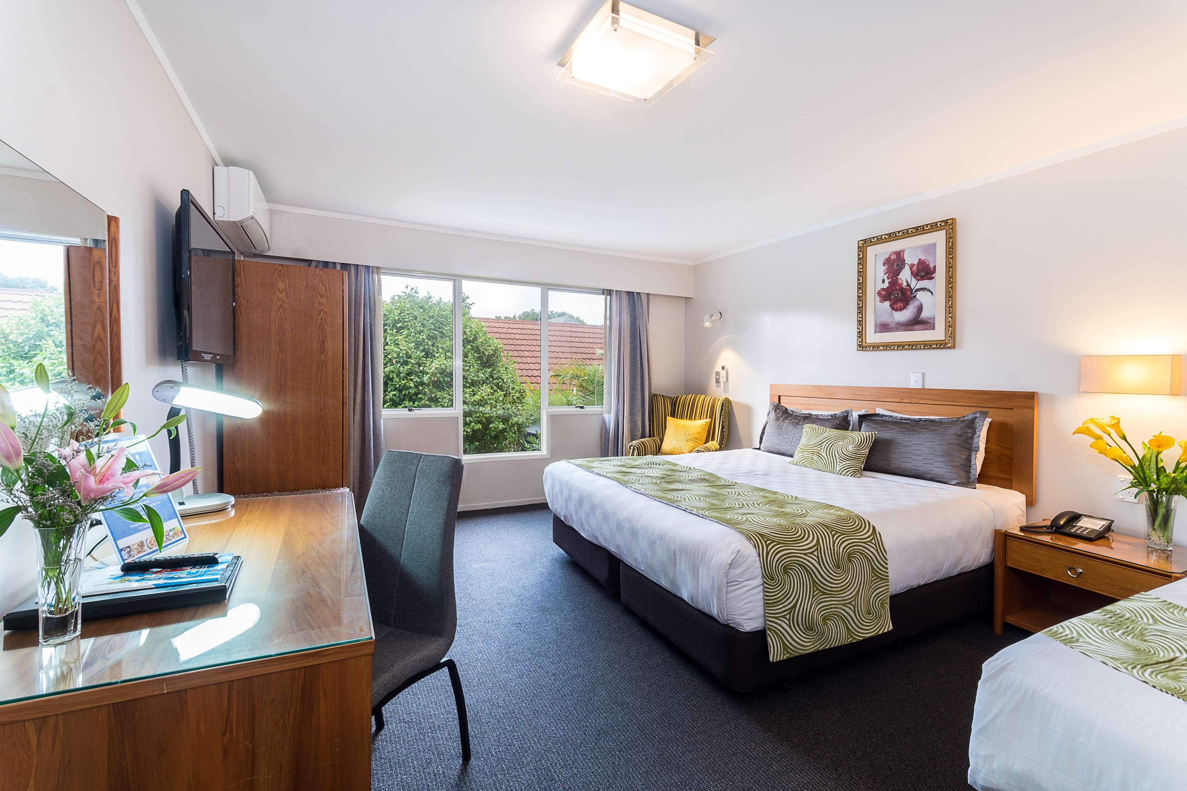 Best Western Newmarket Inn & Suites Окленд Экстерьер фото