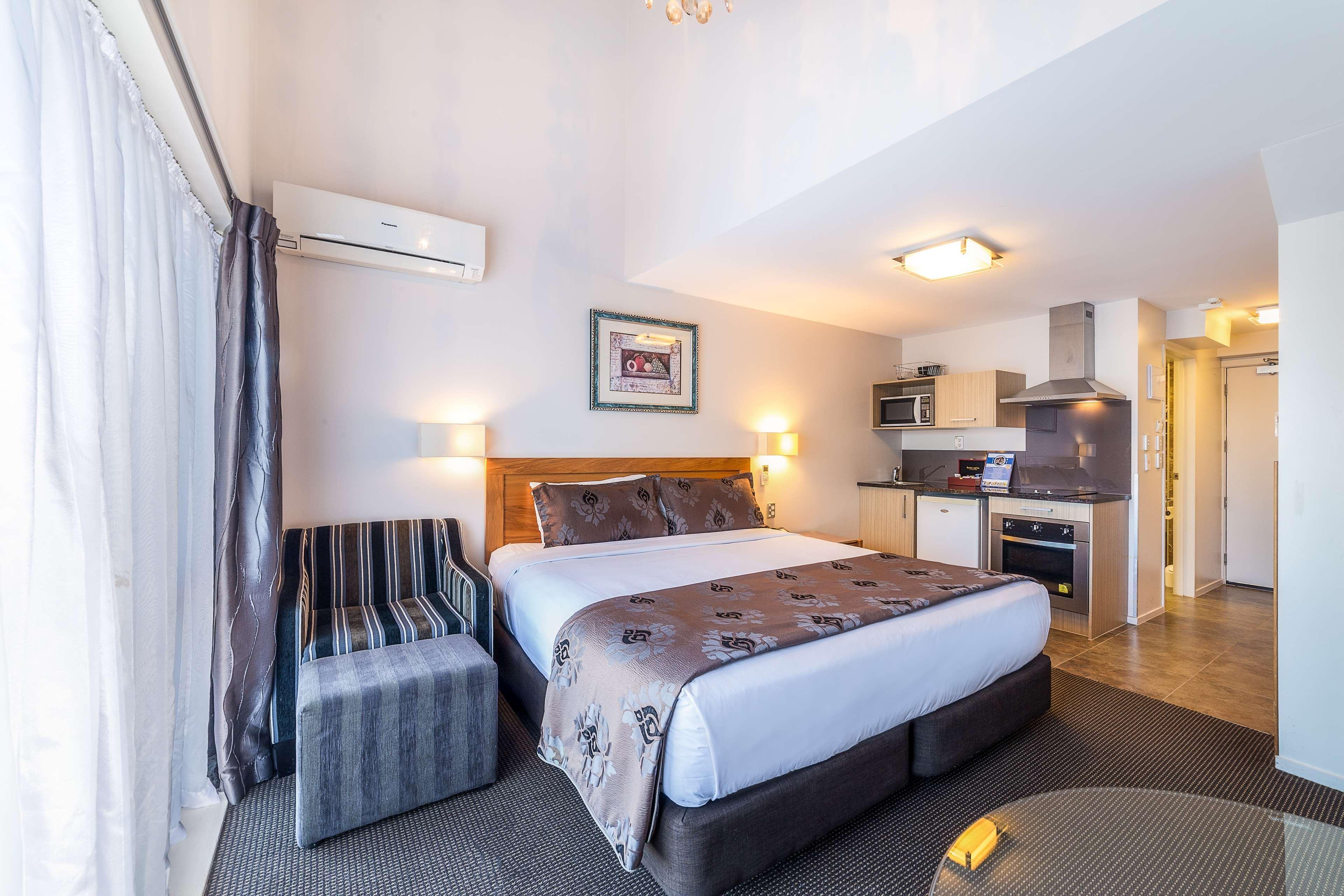 Best Western Newmarket Inn & Suites Окленд Экстерьер фото