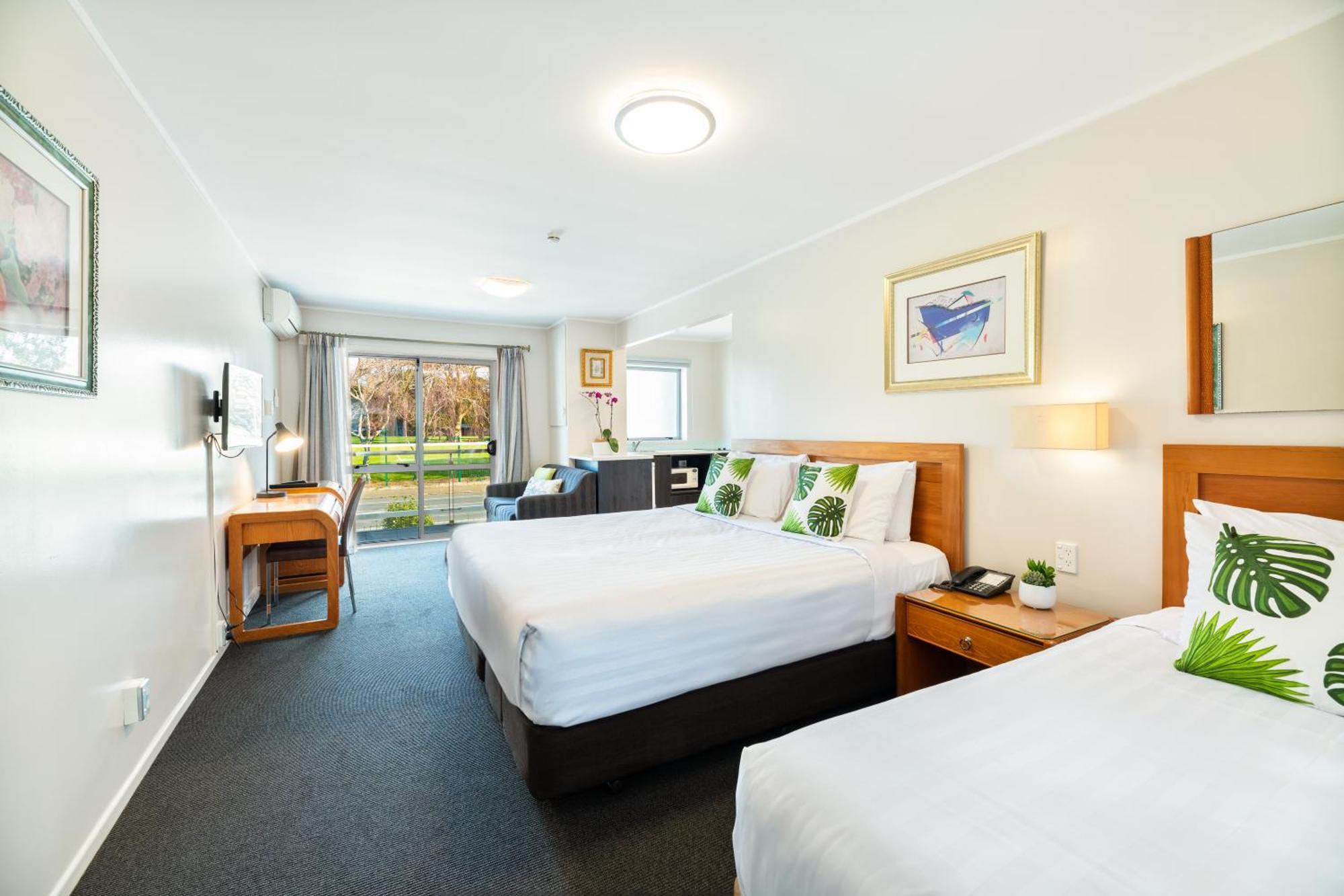 Best Western Newmarket Inn & Suites Окленд Экстерьер фото