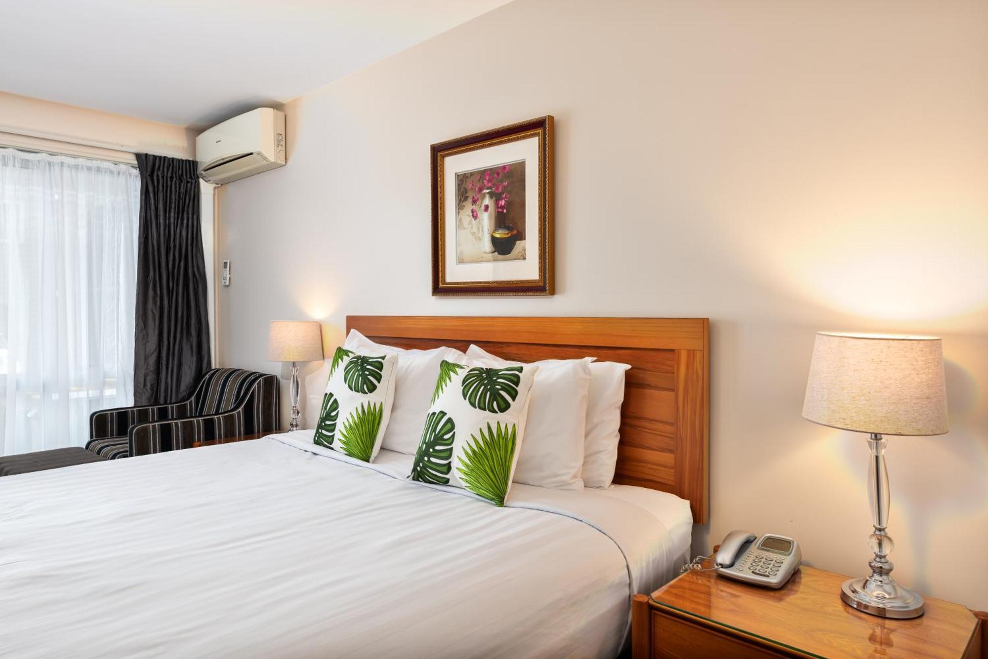 Best Western Newmarket Inn & Suites Окленд Экстерьер фото
