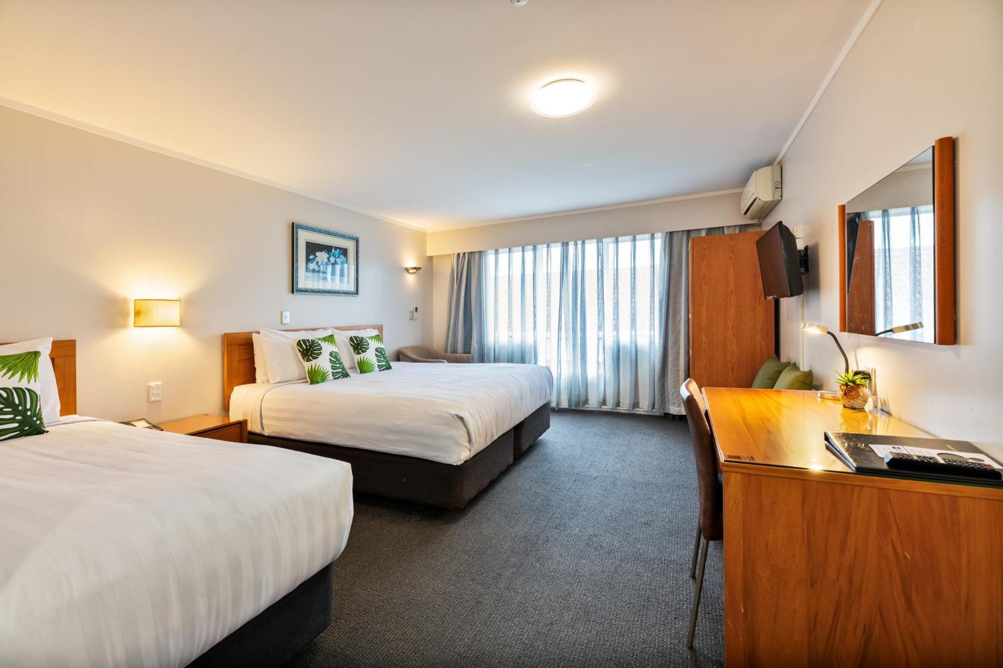 Best Western Newmarket Inn & Suites Окленд Экстерьер фото